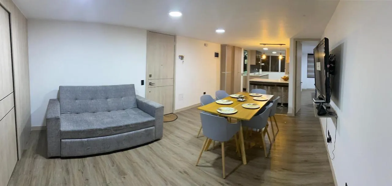 Modern, Apt/Near Tourist Sites. Medellín Colombia