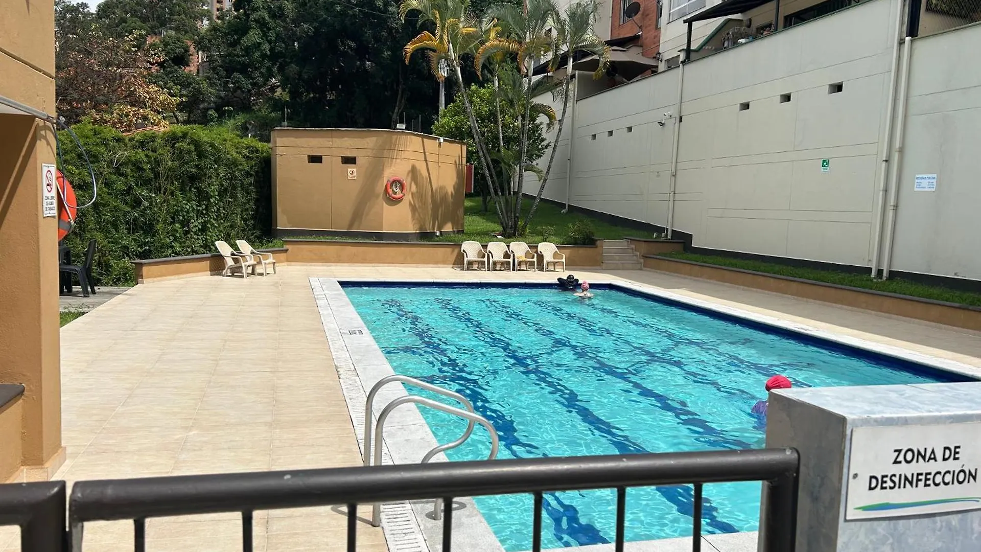 Modern, Apt/Near Tourist Sites. Medellin Apartment